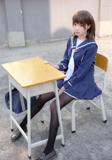 电视剧小巷名流免费观看_BT种子下载