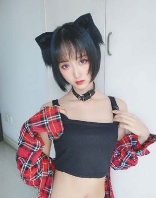 美妙天堂第一季_十万网红美女美酱